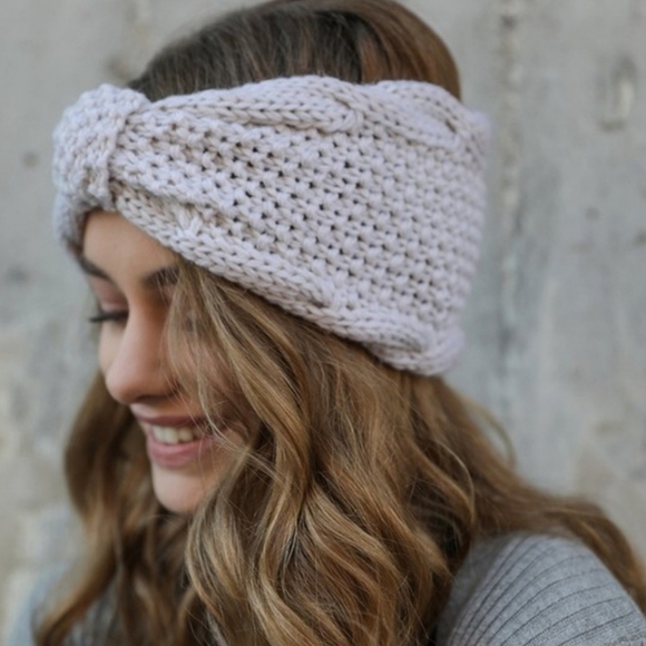 Knitted Winter Headband/Ear Warmer | BNIP ♥︎ Super Soft! HOST PICK!! - Picture 2 of 5